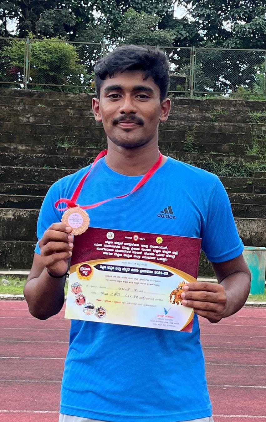 Ahijith K.M. of St Philomena P.U.College, Puttur Wins the Bronze Medal in Javelin Throw.